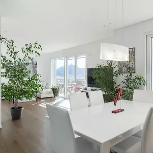 Luxury Lake View & , Como Italien